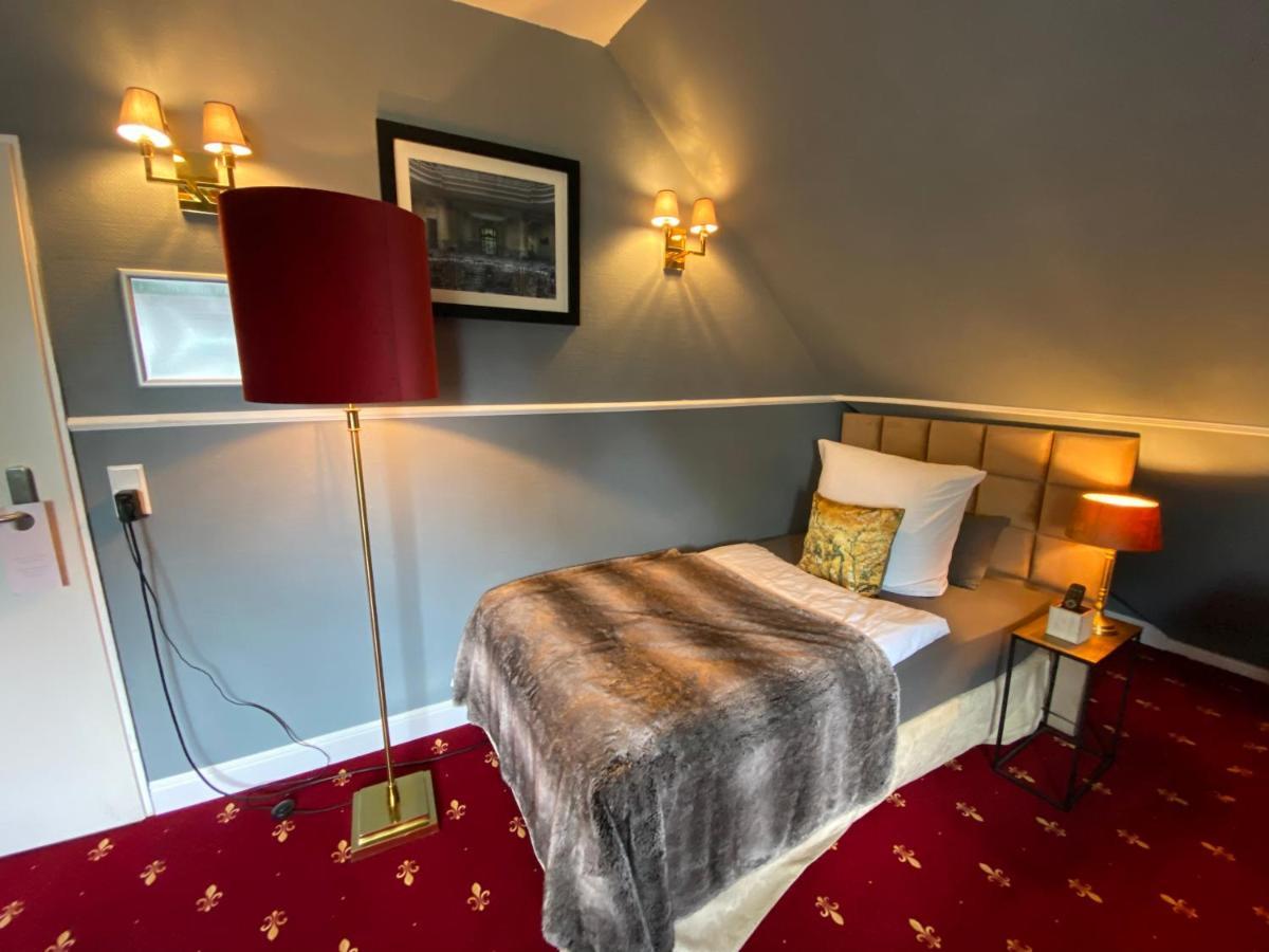 Boutique Hotel Villa Sarah Дюселдорф Екстериор снимка